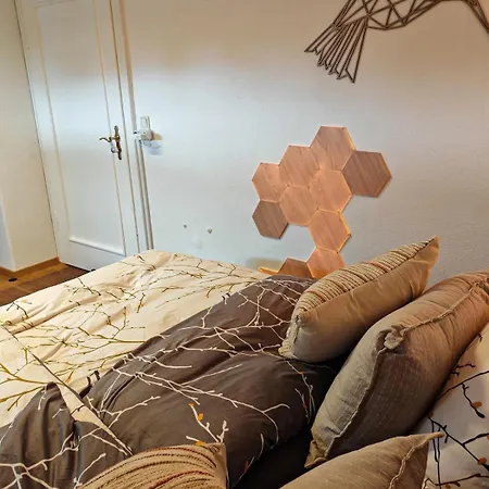 Large, Cozy H85 Cozy Castle Apartman