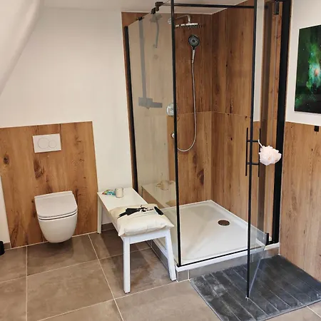 Large, Cozy H85 Cozy Castle Apartman *